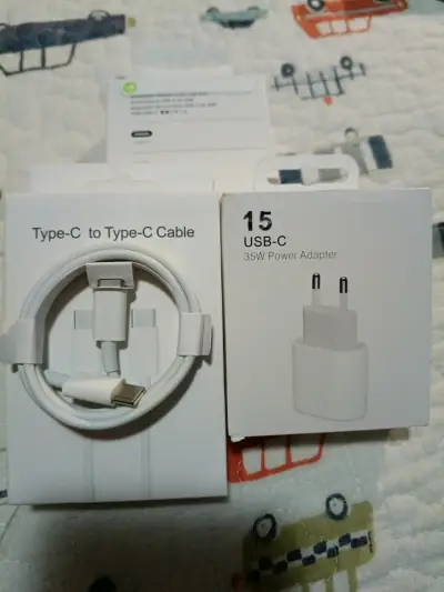Cargador USB-C y cable tipo C-C - miniatura 1
