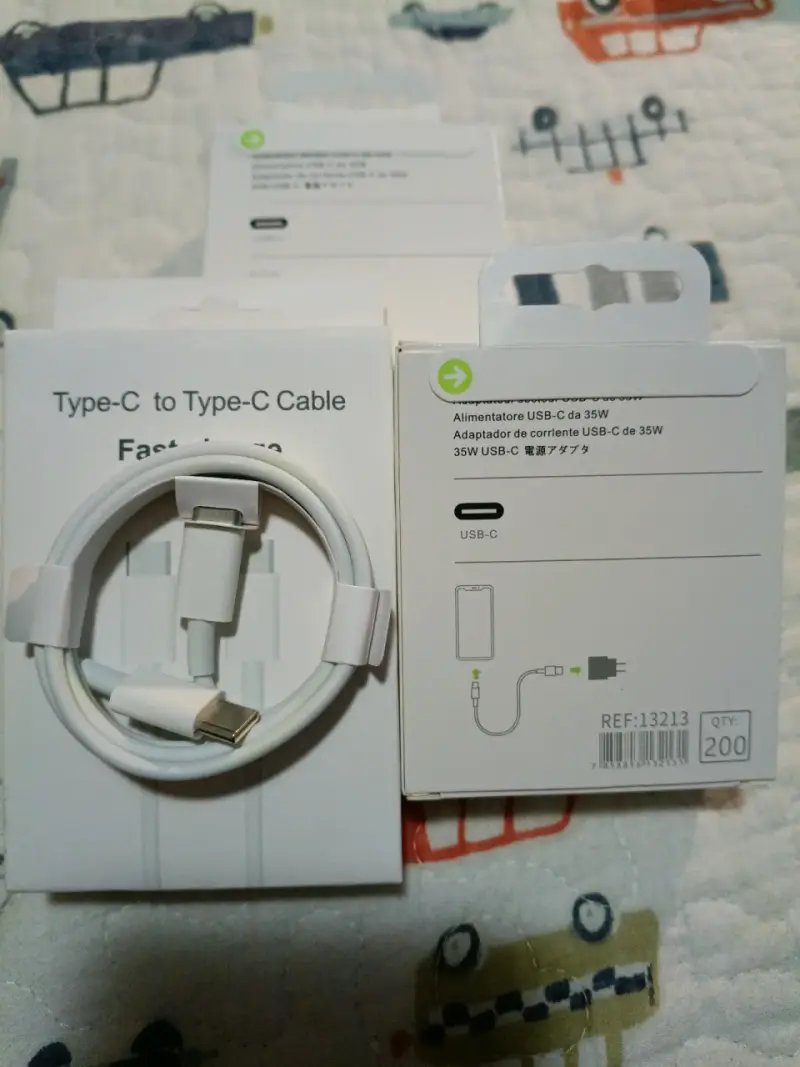 Cargador USB-C y cable tipo C-C - 2