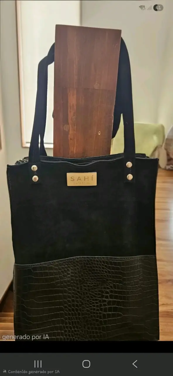 Bolso negro SAHI elegante
