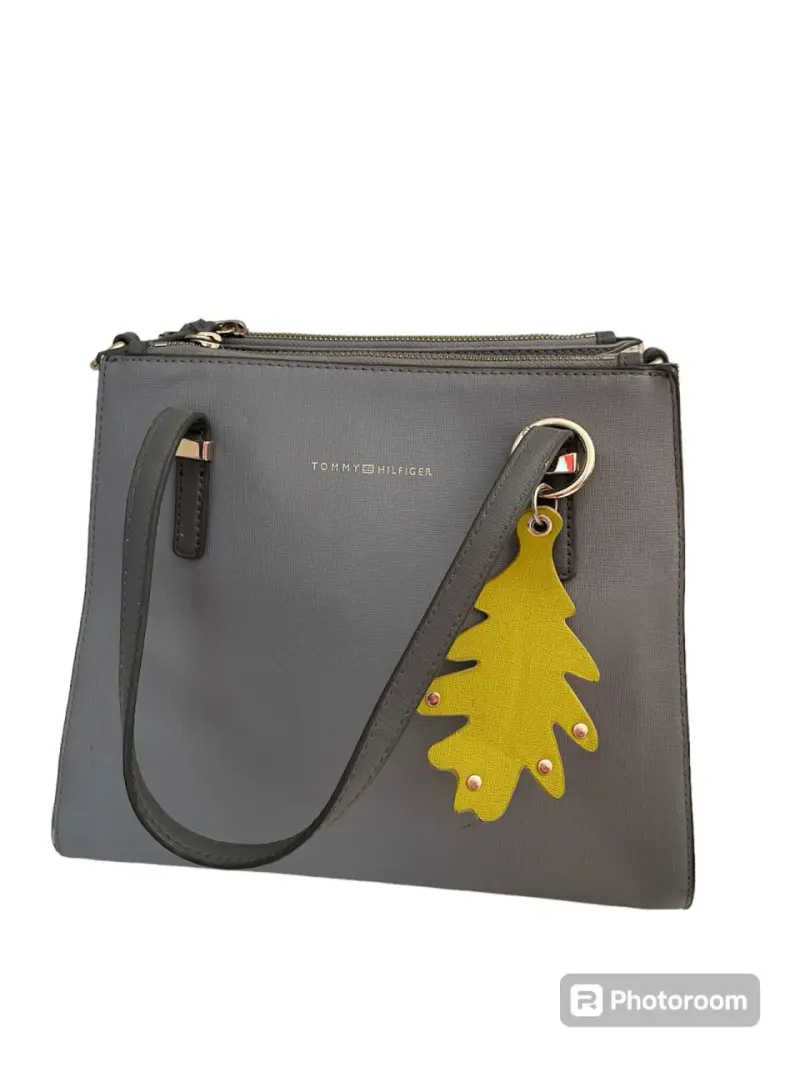 Mochila Umbrale, cartera Calvin klein y Tommy Hilf - 5