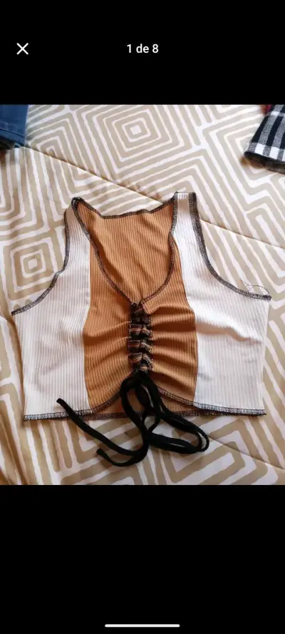 Crop top tricolor ajustable - miniatura 1