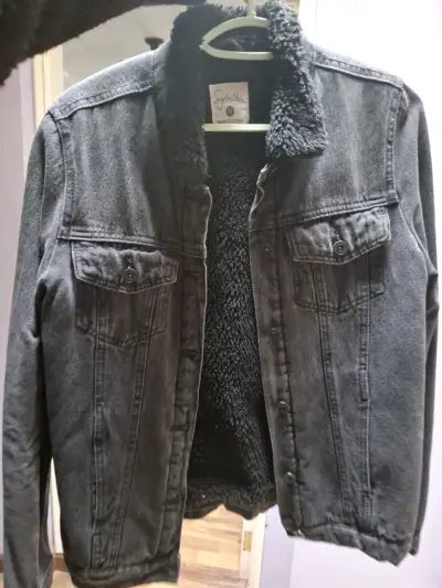 Chaqueta de mezclilla negra - miniatura 1