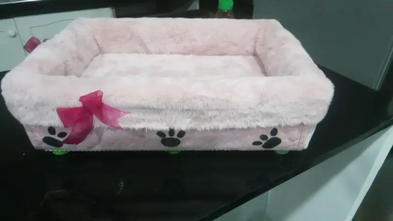 Cama rosa para mascota reciclaje - 1