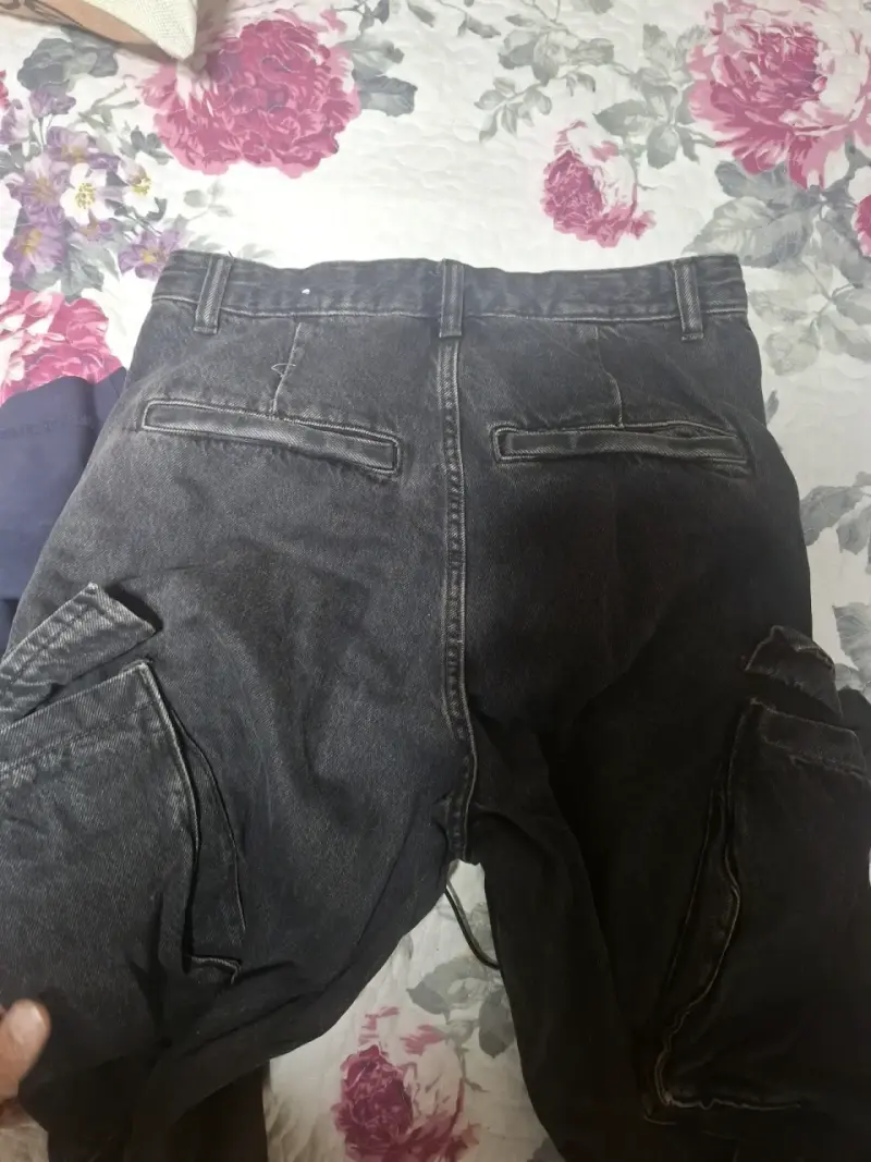 Jeans cargo negros unisex - 2