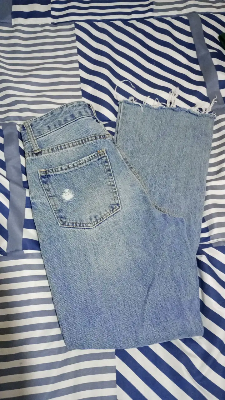 Jeans desgastados azules - 2