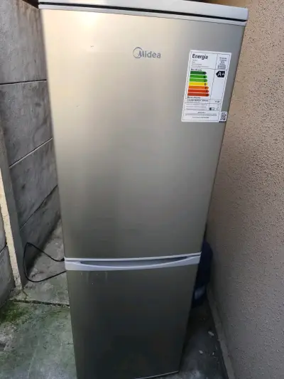 Refrigerador Midea color plata - miniatura 1