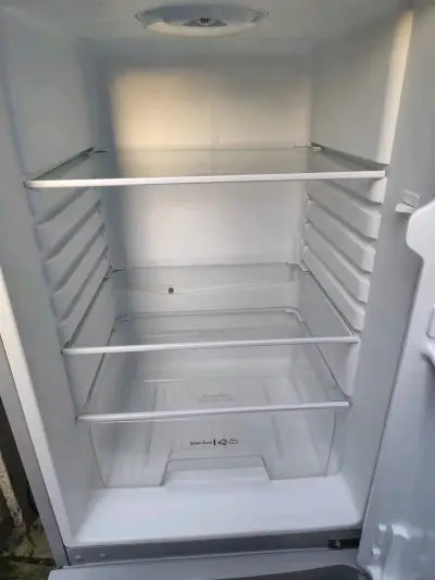 Refrigerador Midea color plata - miniatura 4