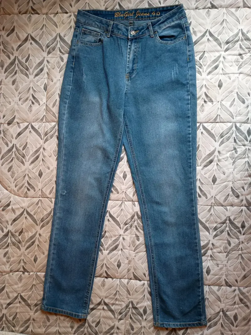 Jeans azul mujer