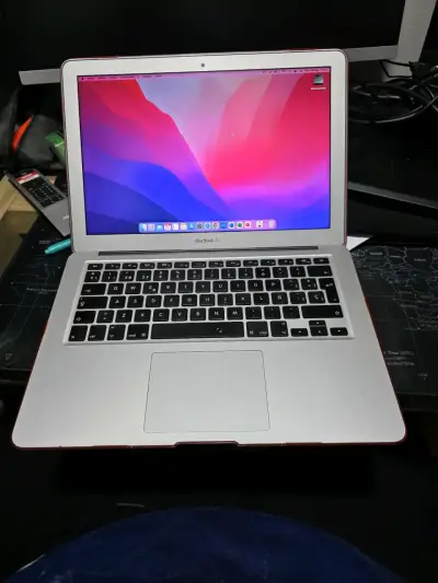 MacBook Air 13 pulgadas - miniatura 1