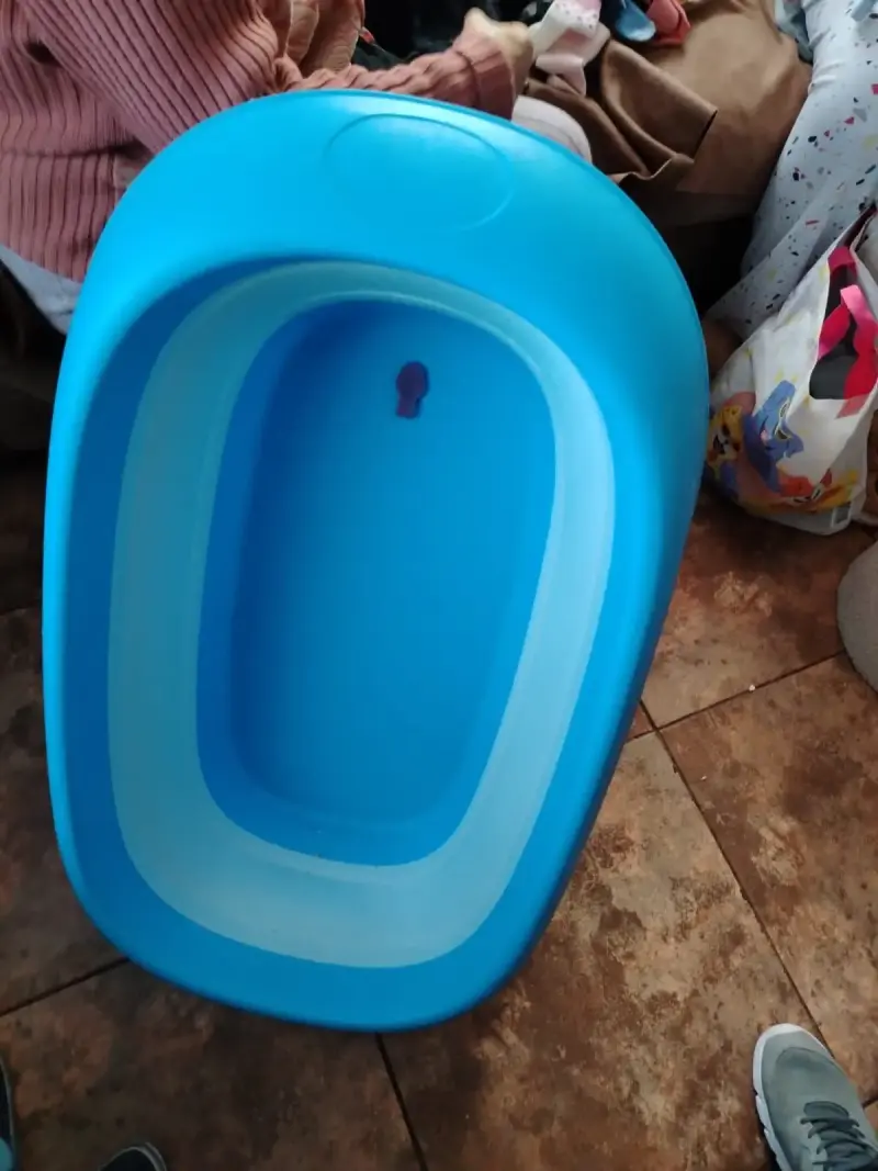 Tina de baño azul para bebé - 4