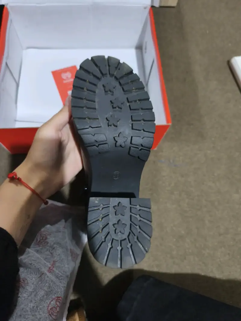 Botines Weide negros con taco grueso - 2
