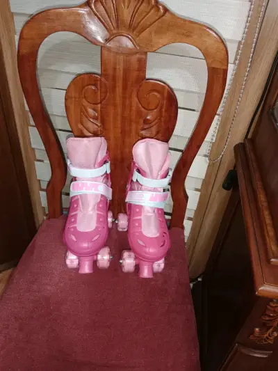 Patines rosas para niños - miniatura 1