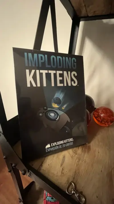 Expansión Imploding Kittens - miniatura 2