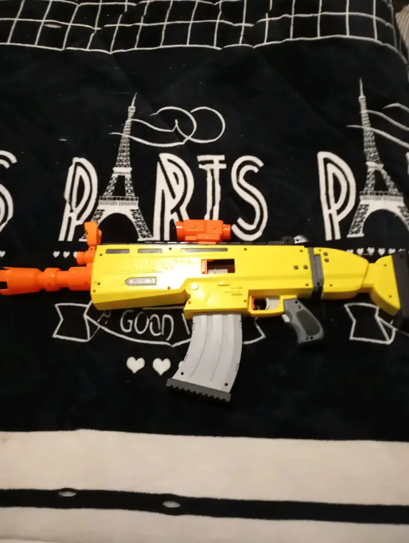 Lanzador Nerf Fortnite amarillo - 2