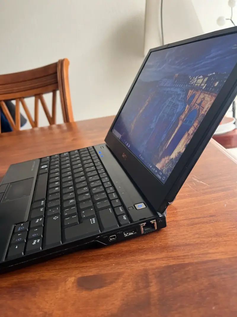 Laptop Dell Latitude E4200 - SSD256Gb - 2
