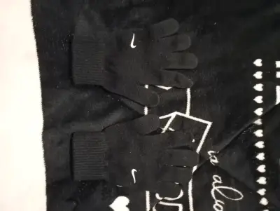 Guantes negros Nike para niños - miniatura 1