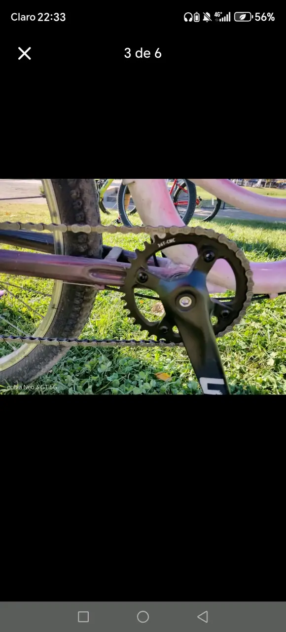 Bicicleta urbana rosa con canasto - 4