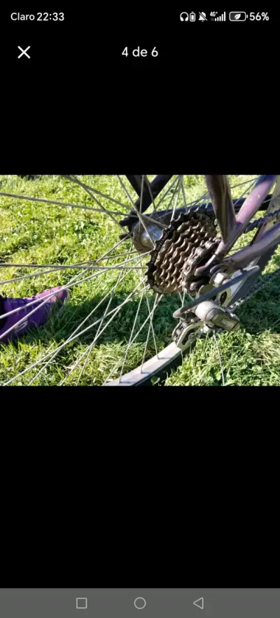 Bicicleta urbana rosa con canasto - miniatura 5