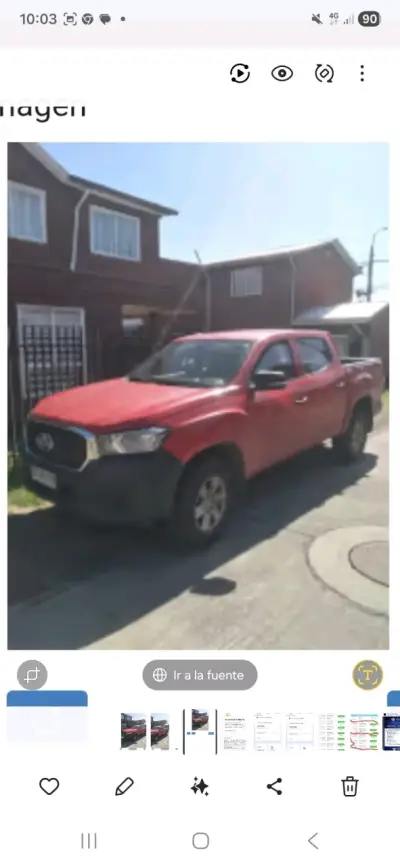 Camioneta roja en buenas condiciones - miniatura 1