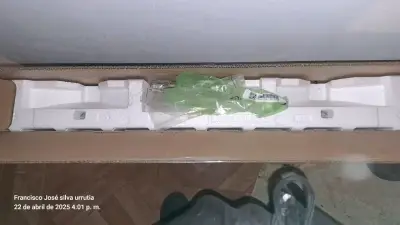 Televisor Hisense 40 pulgadas nuevo - miniatura 3