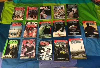 Colección Cómics The Walking Dead (en español) - miniatura 1