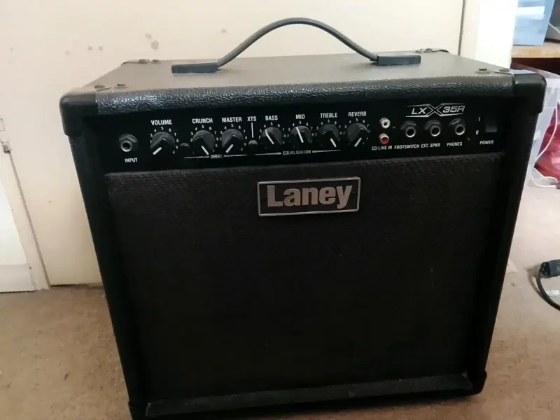 Amplificador Laney LX35R - 1