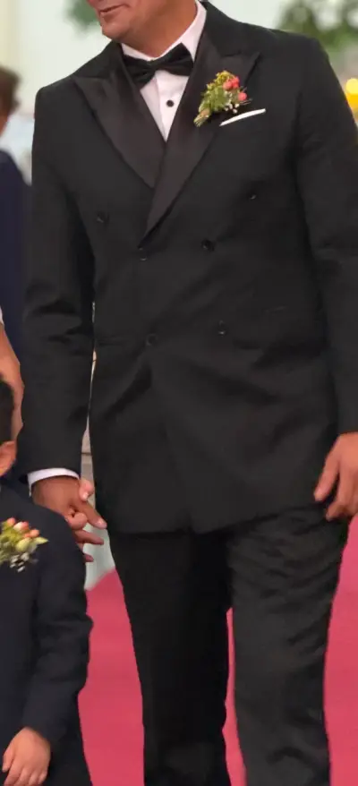 Traje Smoking Novio espectacular - miniatura 2