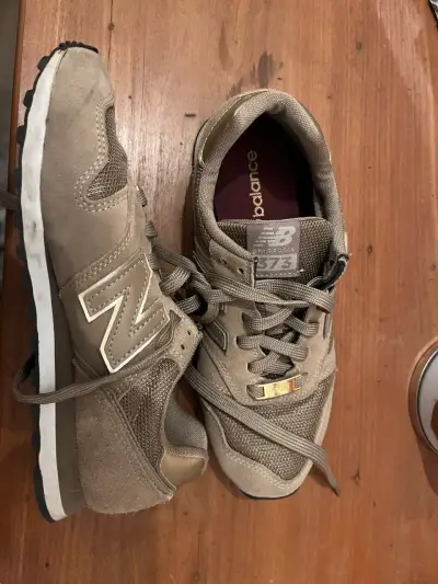 Zapatillas deportivas beige new balance 37 - miniatura 2