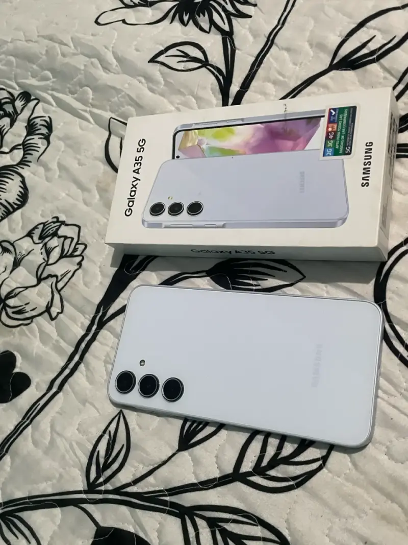 Samsung Galaxy A35 5G blanco