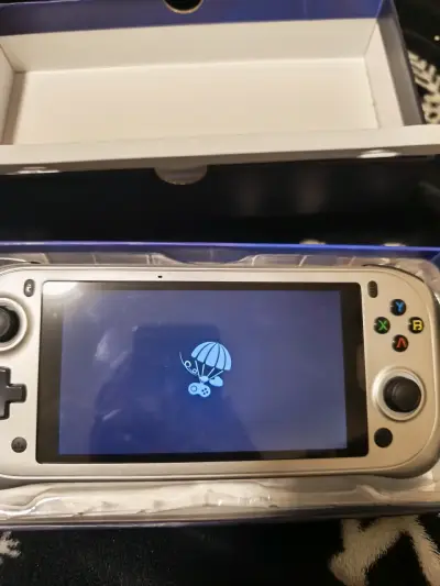 Consola portátil de juego J55 - miniatura 3