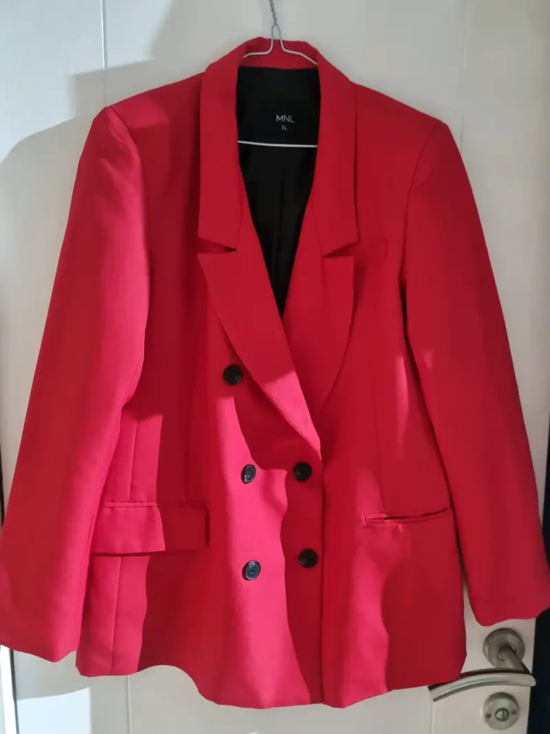Blazer rojo doble botón - 2