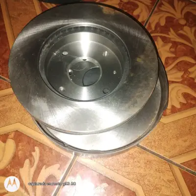 Disco de freno para auto - miniatura 2