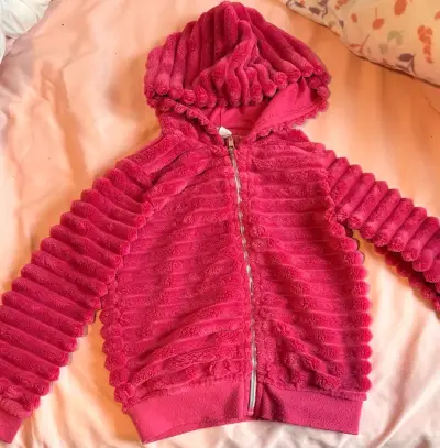 Chaqueta, poleron rosa y chaqueta azul nueva - miniatura 2