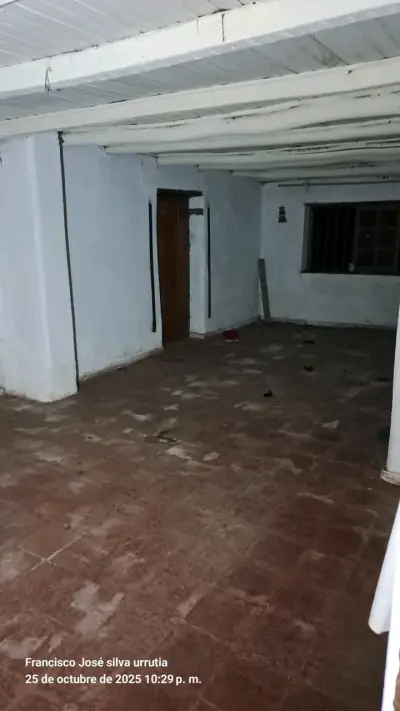 Arriendo piezas con baño y living comedor - miniatura 4