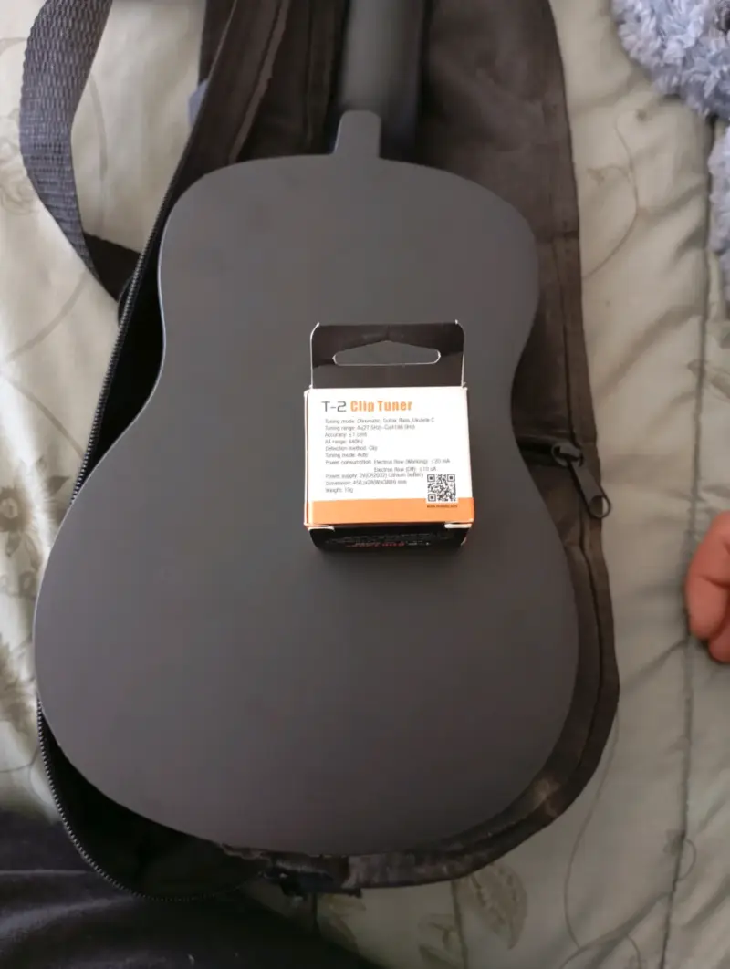 Ukulele decorado con funda - 6