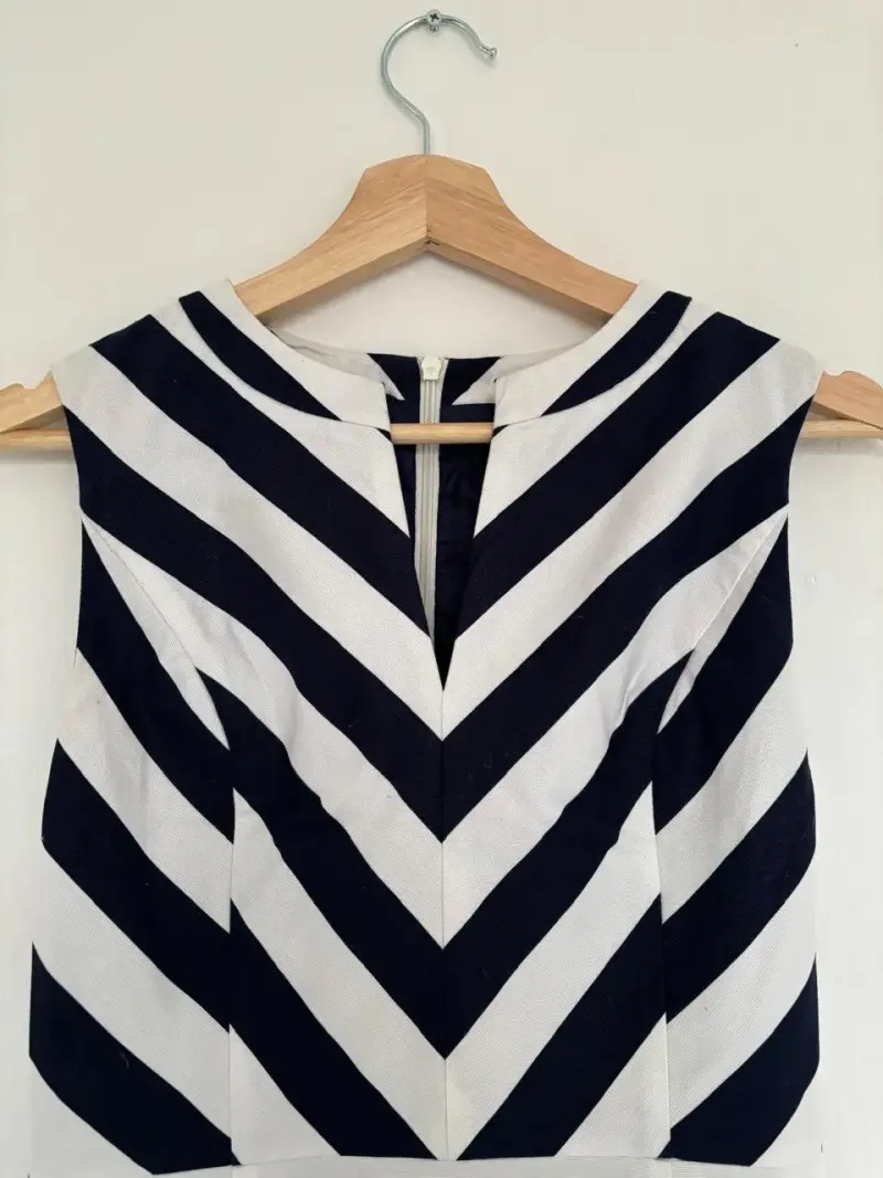 Vestido a rayas blanco y negro - 2