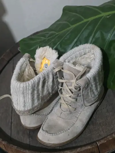 Botas CAT  beige numero 36 - miniatura 3