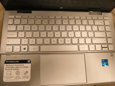 Notebook HP plateado - miniatura 5
