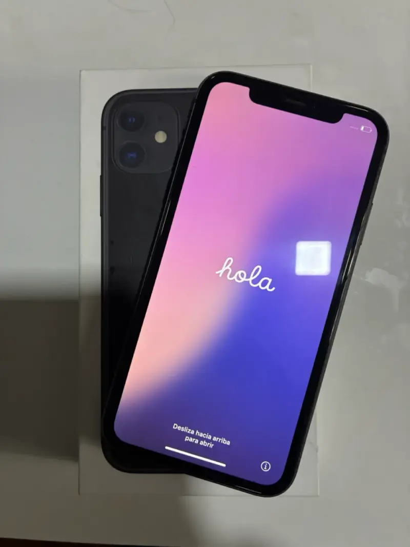 Smartphone negro con caja - 1