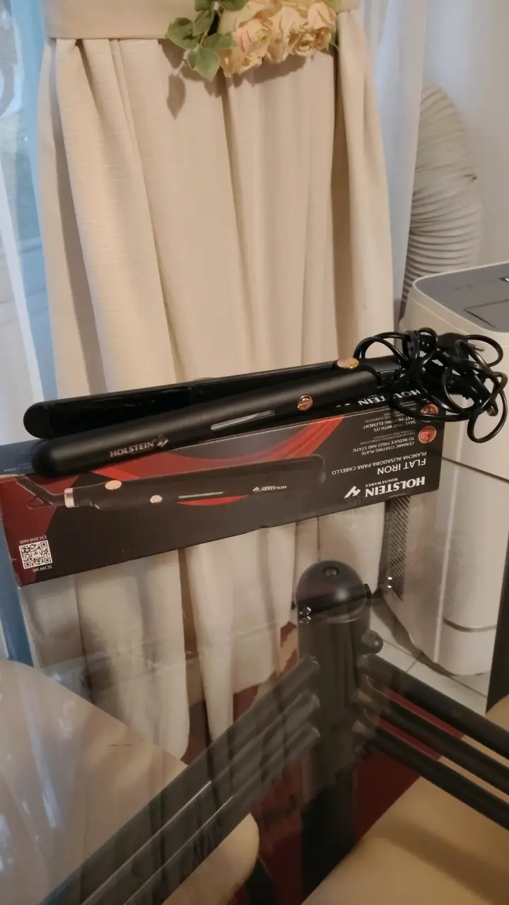 Plancha de pelo Holstein negra