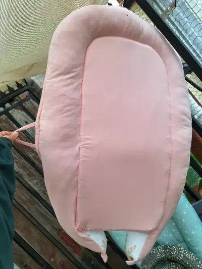 Cojín nido para bebé - miniatura 4