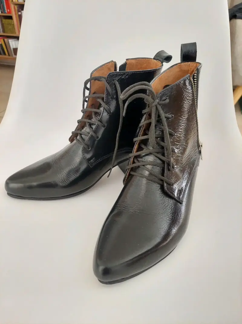 Botines de cuero negro charol - 2