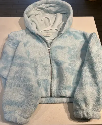 Polerón celeste con gorro - miniatura 2