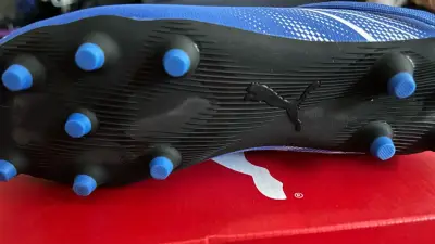 Zapatos fútbol n•37 - miniatura 2