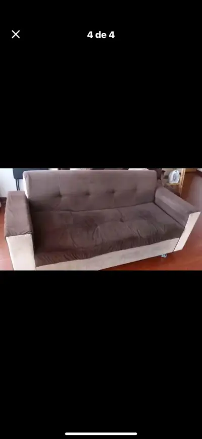 Sofá marrón de tres plazas usado - miniatura 2