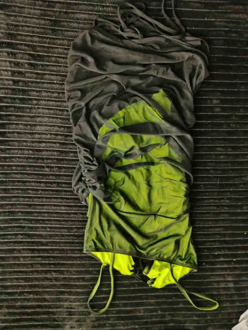 Vestido verde drapeado - 1