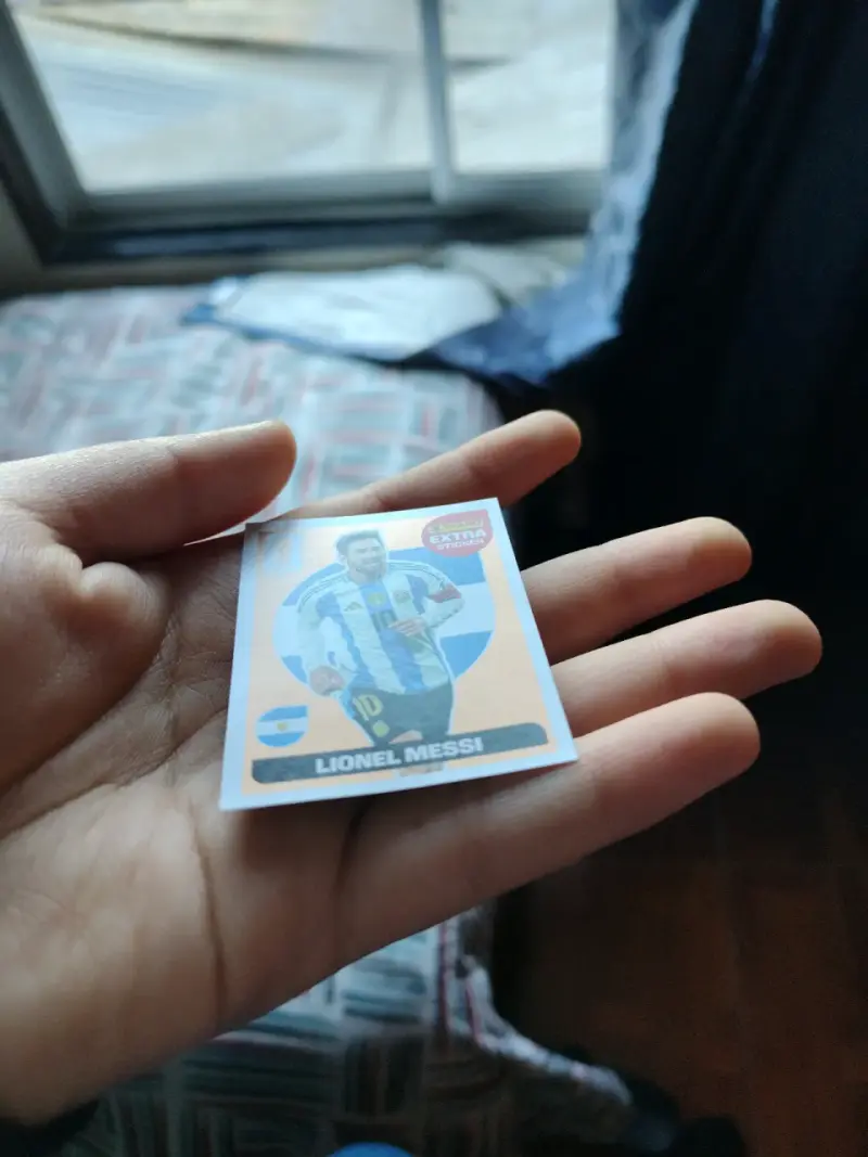 Lámina Panini Lionel Messi - 3
