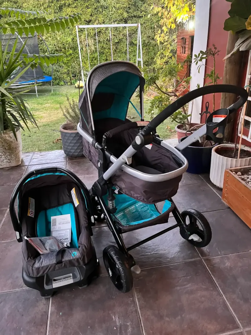 Coche de bebé con silla nido - 1