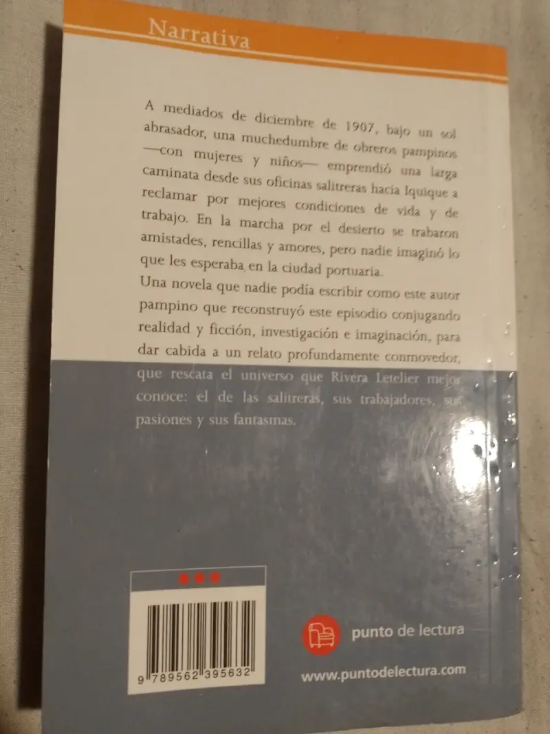 Libro 'Santa María de las flores negras' - 2