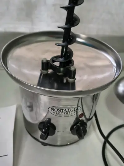 Fuente de chocolate acero inoxidable - miniatura 2